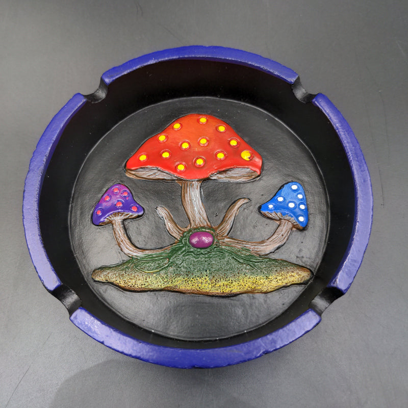 Mushroom Round Polyresin Ashtray | 4.25"